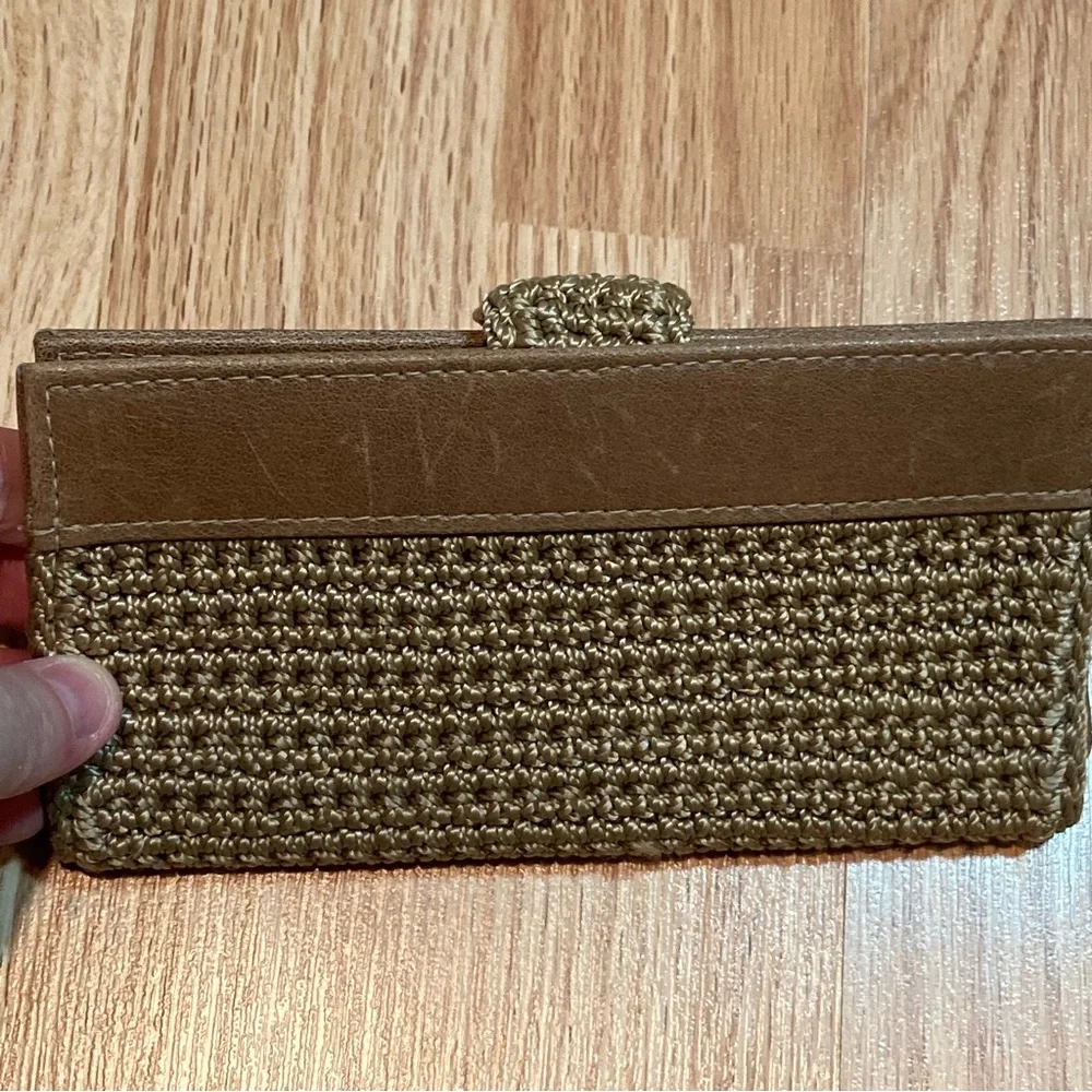 Check book‎ wallet holder